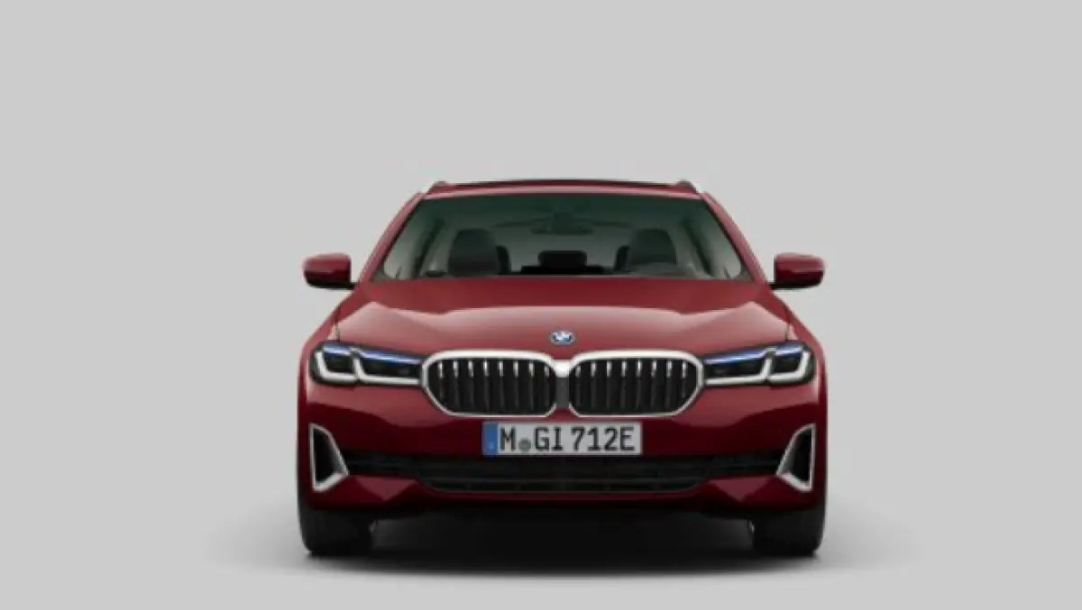 530e Luxury Line - Trekhaak - Panoramadak - Head up - Comfort Access - Getinte Ruiten - Parking/Driving Assistant - Hifi - Elektrisch verwarmde voorstoelen - Sportstoelen - M Sportstuurwiel 