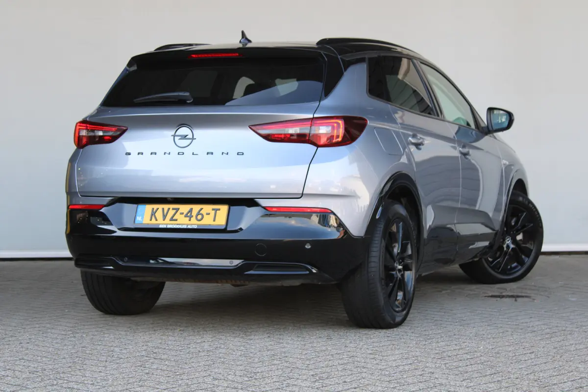 1.6 Turbo Plug-In Hybrid Business Elegance | Elektrische kofferklep | Matrix koplampen | Lane assist met correctie | ACC |