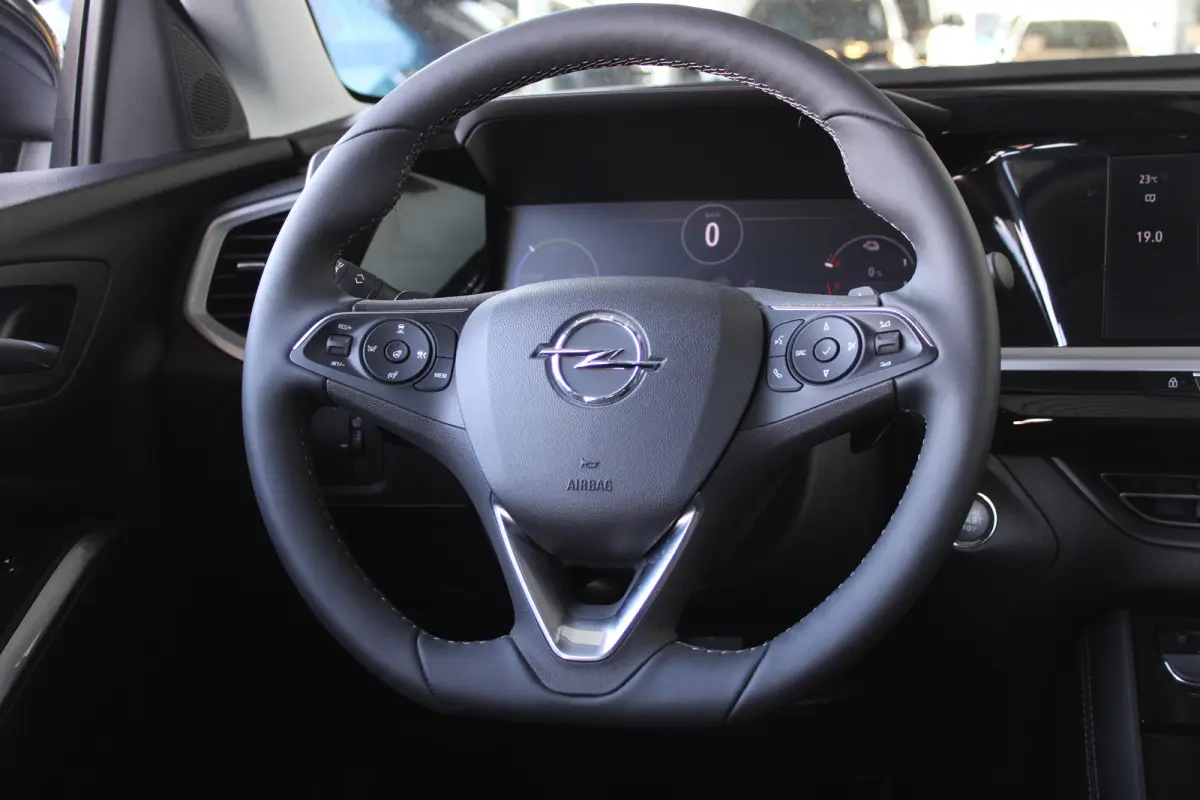 1.6 Turbo Plug-In Hybrid Business Elegance | Elektrische kofferklep | Matrix koplampen | Lane assist met correctie | ACC |