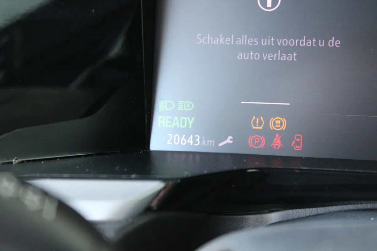 1.6 Turbo Plug-In Hybrid Business Elegance | Elektrische kofferklep | Matrix koplampen | Lane assist met correctie | ACC |