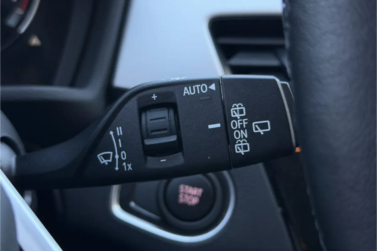 xDrive25e | Leder | Unieke kleur! | Elektrische Klep | PDC V & A | Carplay