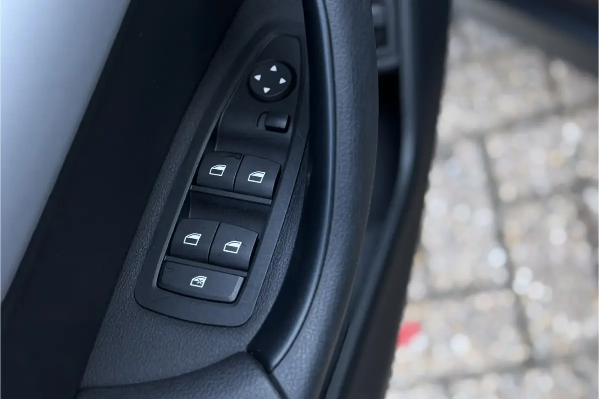 xDrive25e | Leder | Unieke kleur! | Elektrische Klep | PDC V & A | Carplay