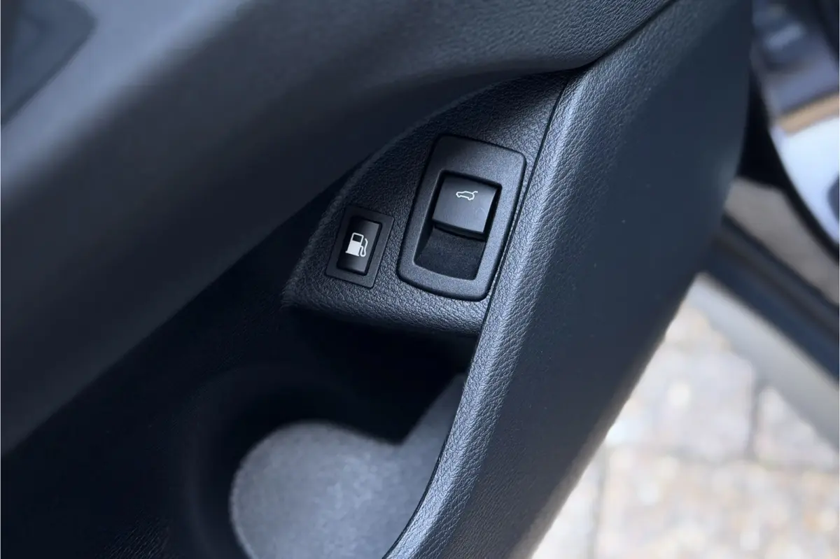 xDrive25e | Leder | Unieke kleur! | Elektrische Klep | PDC V & A | Carplay