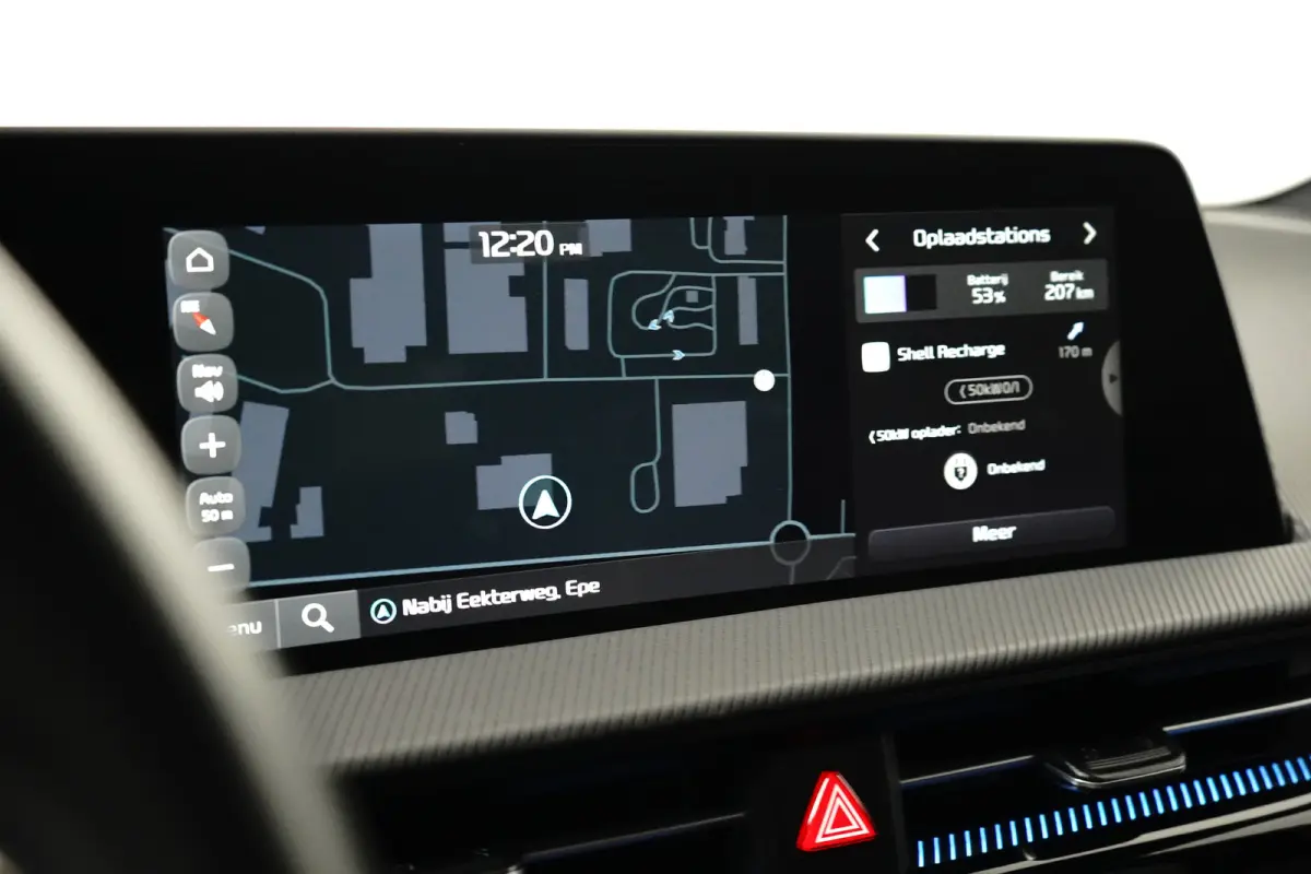 Plus AWD 77.4 kWh | Schuif-/hefdak elektrisch (Glas) | Automaat | Trekhaak 1.600 kg | Stoelverwarming/ventilatie voor | Adaptieve Cruise Control | Android Auto | Apple Carplay |