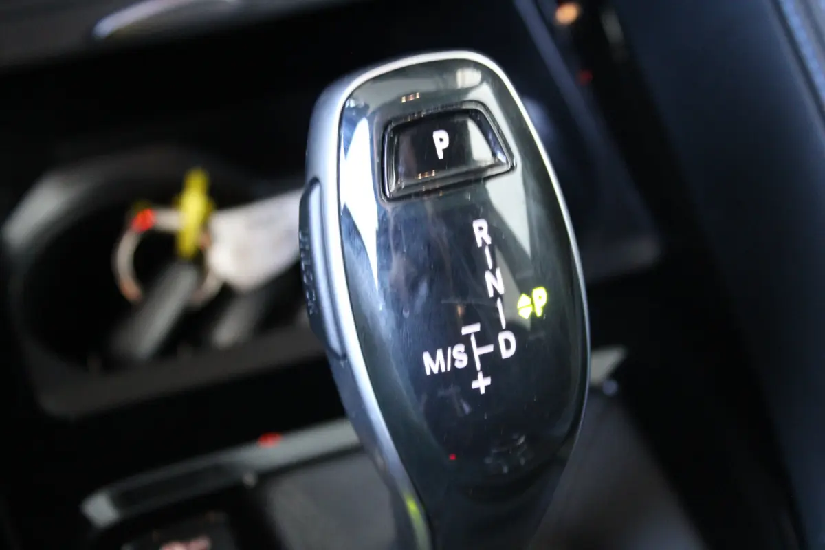sDrive20i High Executive M-sport | M-Sport | Alcantara bekleding | Elektrische achterklep | Adaptieve cruise control |