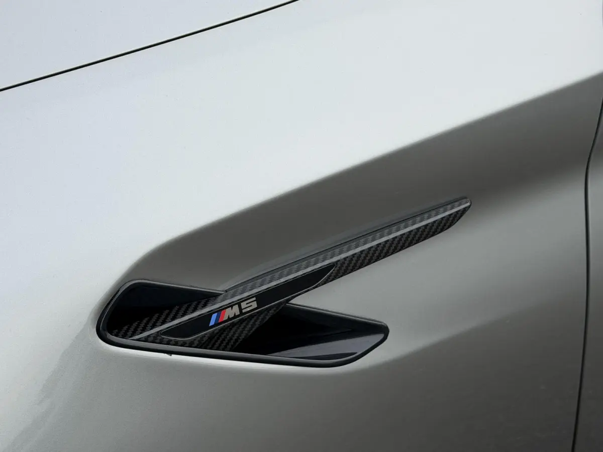 5-Serie | Carbon | Head-Up | Camera |  Softclose | Harmon Kardon | 600PK
