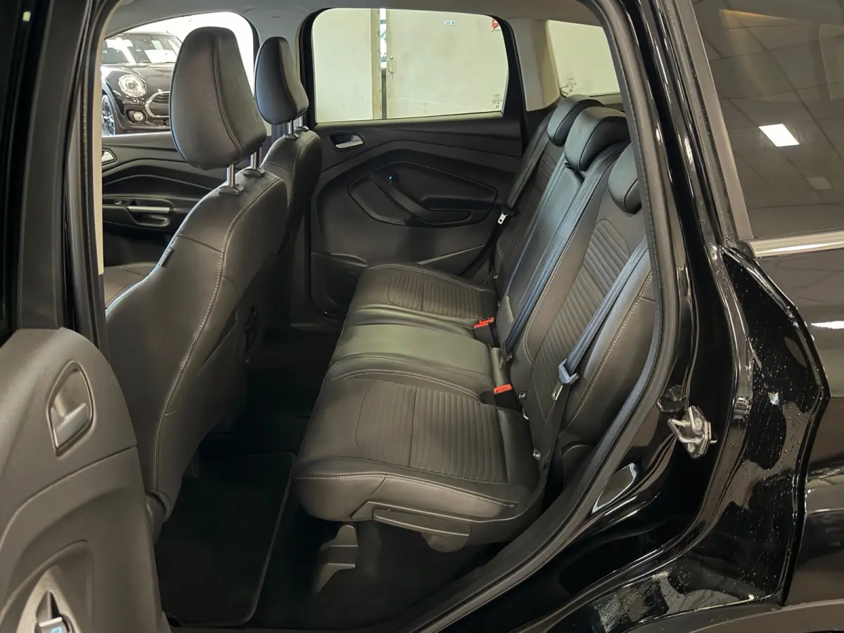 1.5 EcoBoost Titanium NAVI, CRUISE