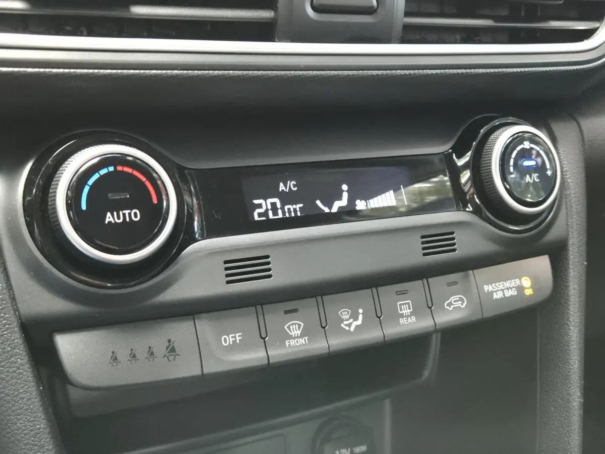 1.0 T-GDI Comfort | Navigatie via Apple carplay / Android | Trekhaak | Climate Control | Cruise Control | Licht metalen velgen