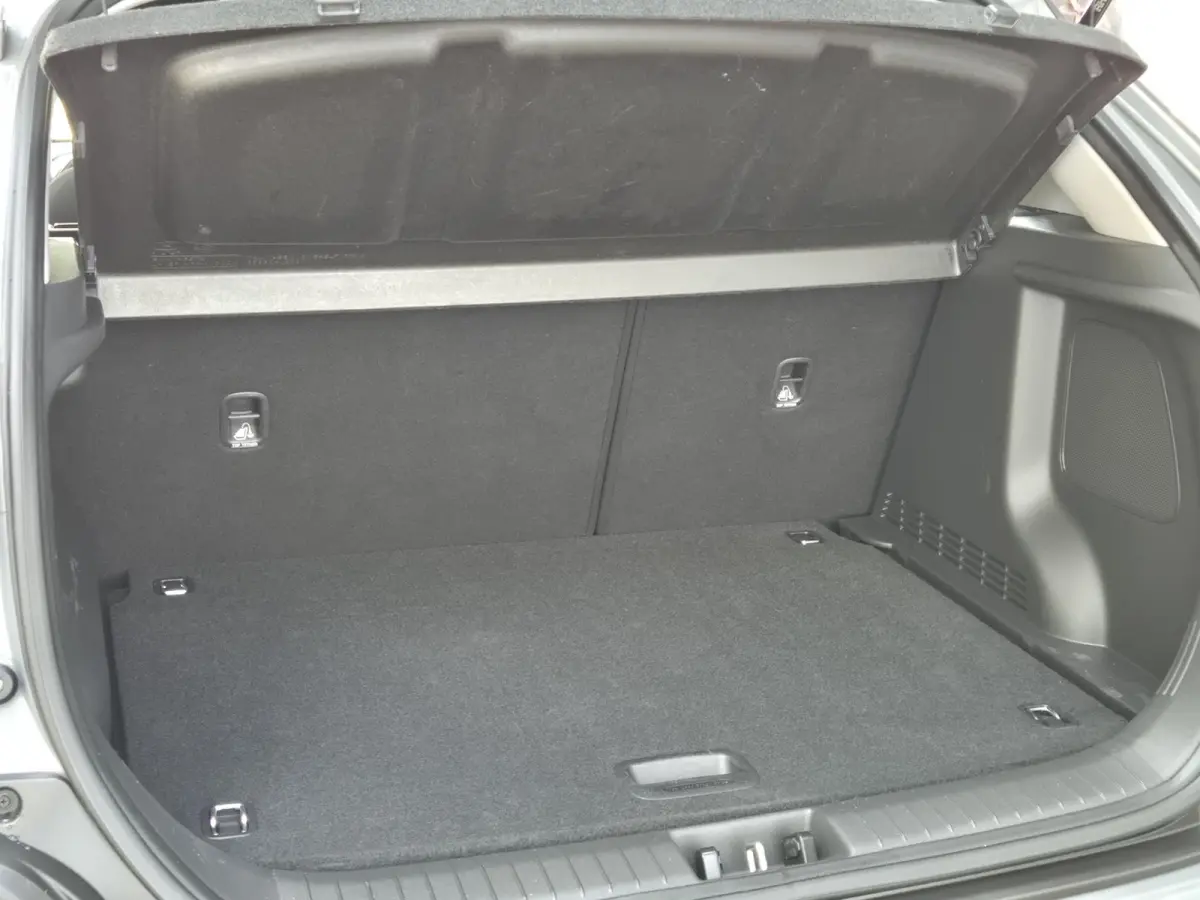 1.0 T-GDI Comfort | Navigatie via Apple carplay / Android | Trekhaak | Climate Control | Cruise Control | Licht metalen velgen