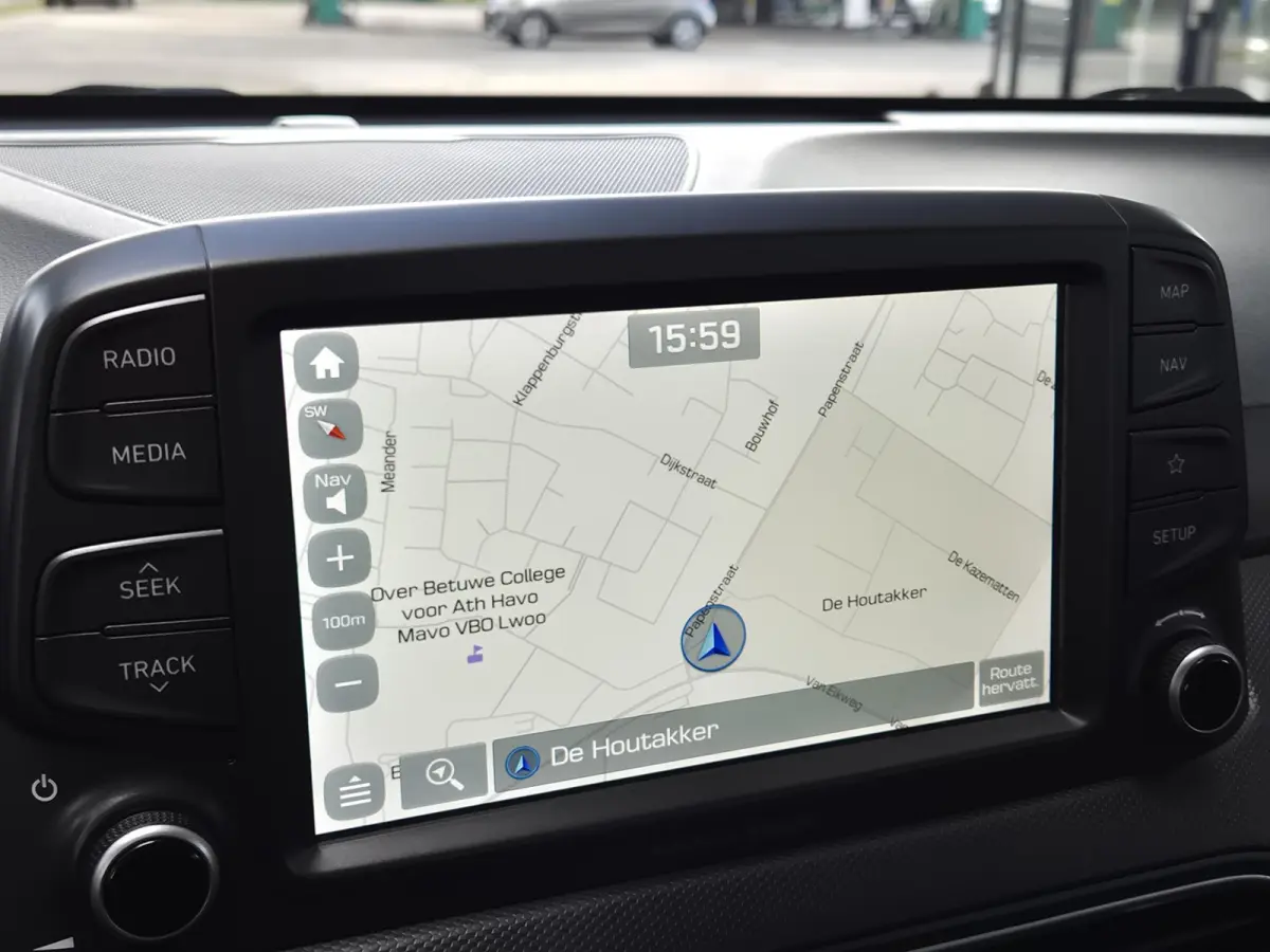 1.0 T-GDI Comfort | Navigatie via Apple carplay / Android | Trekhaak | Climate Control | Cruise Control | Licht metalen velgen
