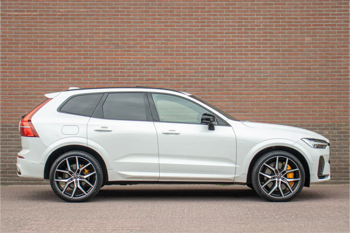 T8 AWD Polestar Engineered, Bowers & Wilkins, 360 Camera, Trekhaak, Head-up, Achterbankverwarming.