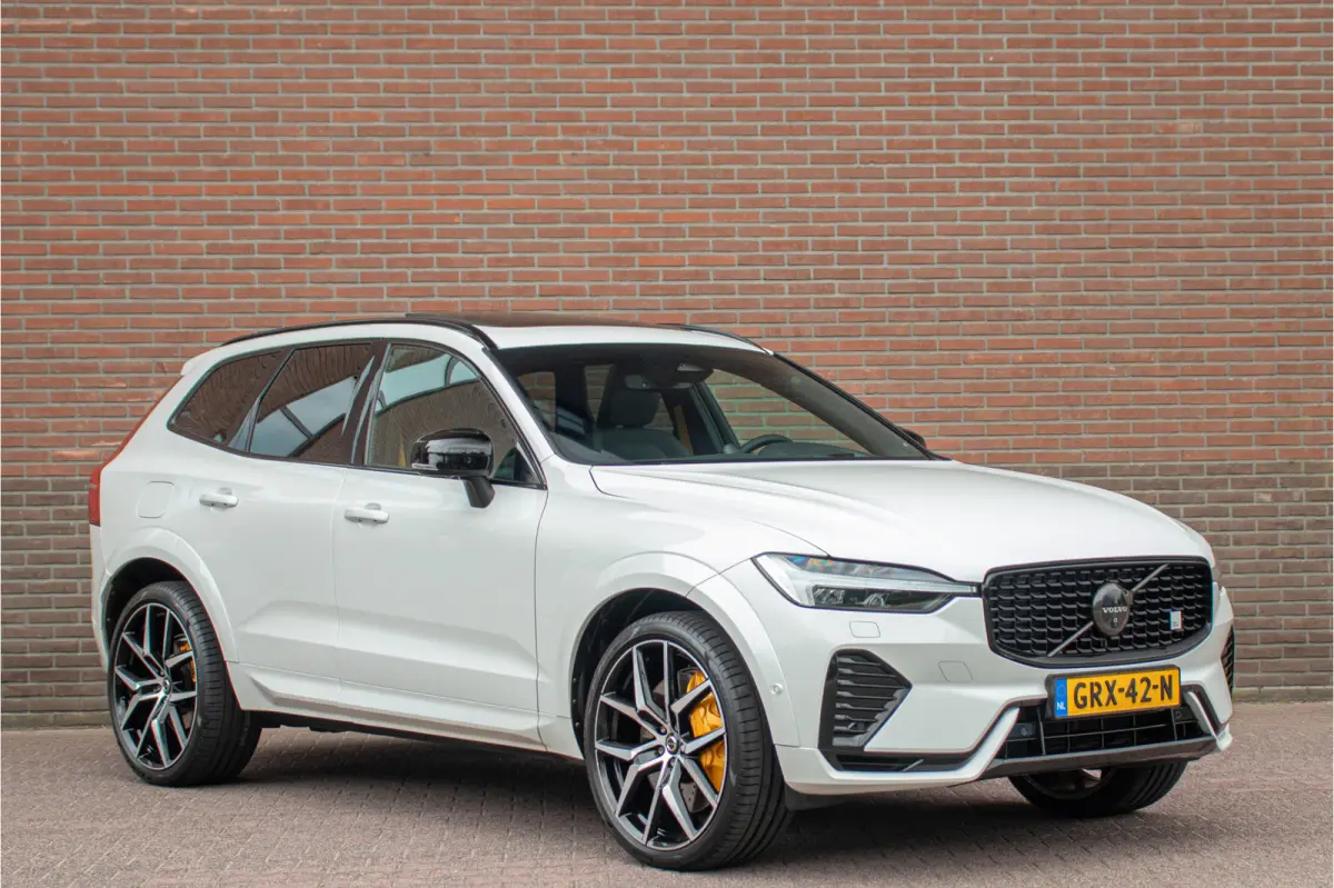 T8 AWD Polestar Engineered, Bowers & Wilkins, 360 Camera, Trekhaak, Head-up, Achterbankverwarming.