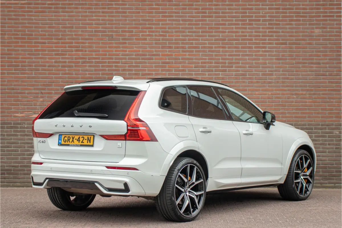T8 AWD Polestar Engineered, Bowers & Wilkins, 360 Camera, Trekhaak, Head-up, Achterbankverwarming.