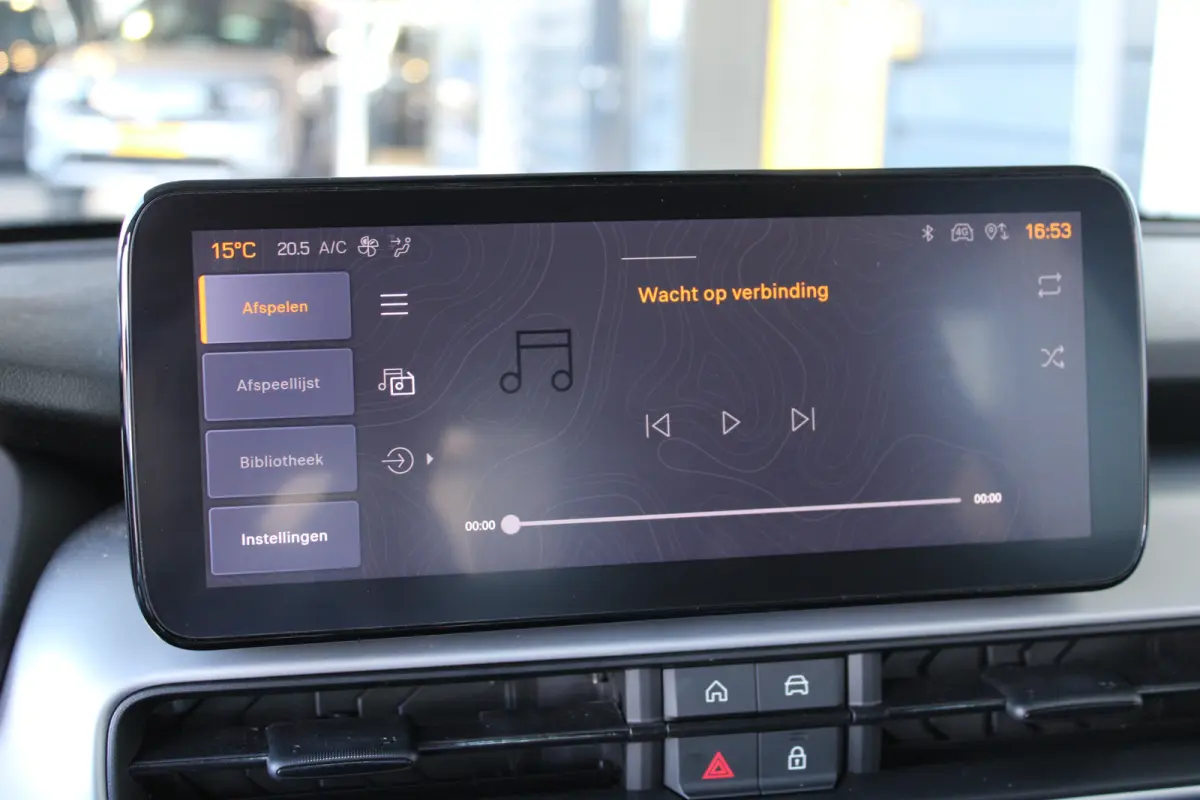 1.2 e-Hybrid Altitude | Adaptieve cruise control | Climate control | Apple carplay & Android auto |