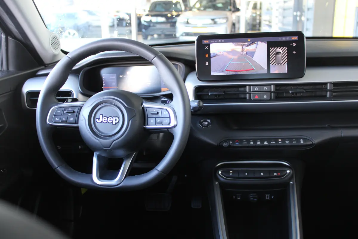 1.2 e-Hybrid Altitude | Adaptieve cruise control | Climate control | Apple carplay & Android auto |