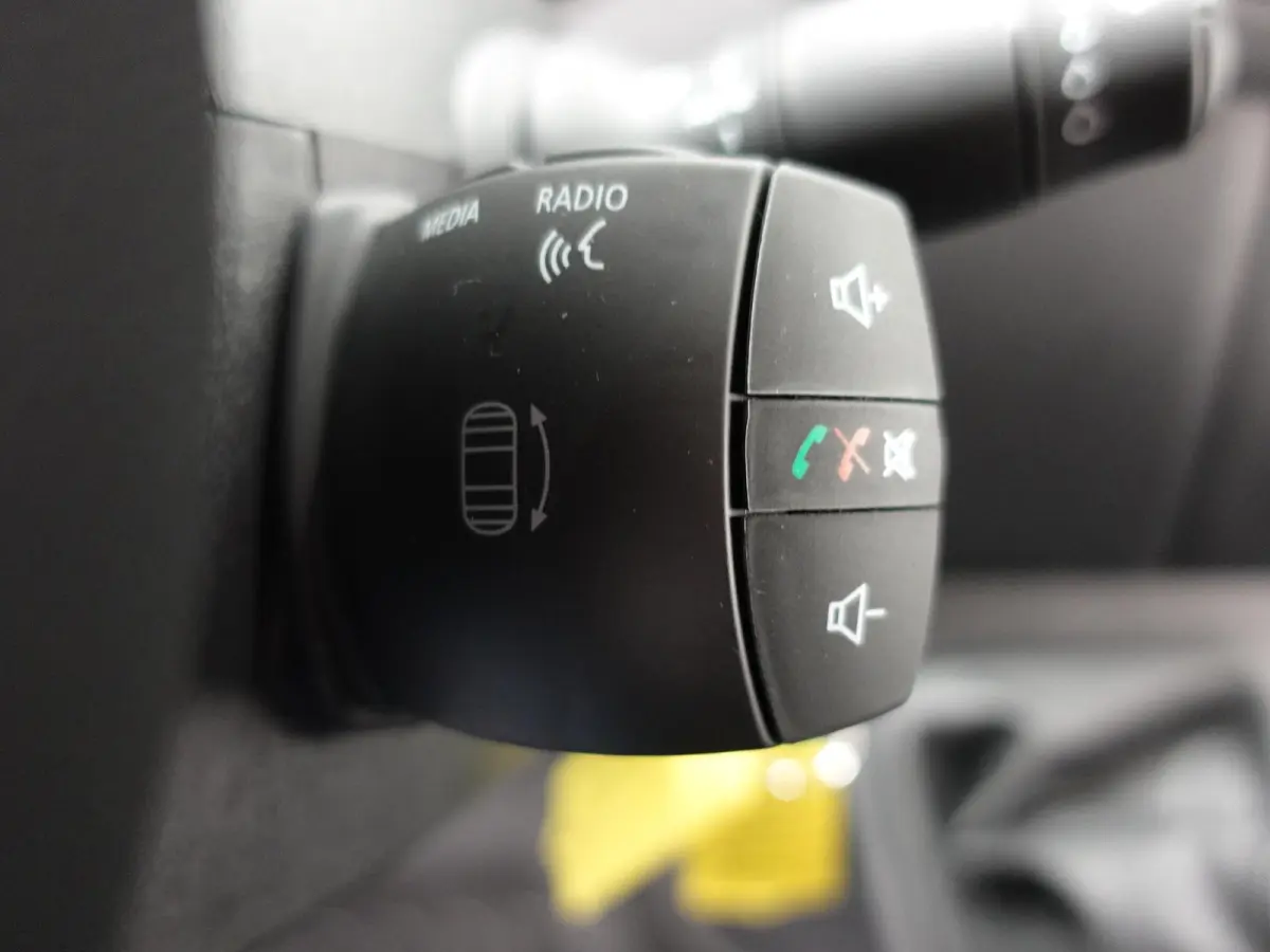 T33 2.3 dCi 135PK L2H2 Airco Cruise control Parkeersensoren Navigatie Trekhaak