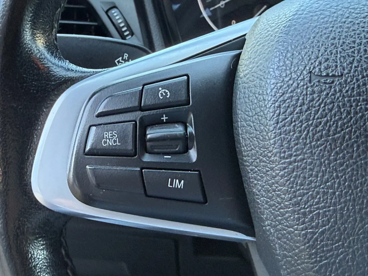225xe iPerformance Plug In Hybride Navi Camera Cruise Leder bekleding Nieuwe Apk