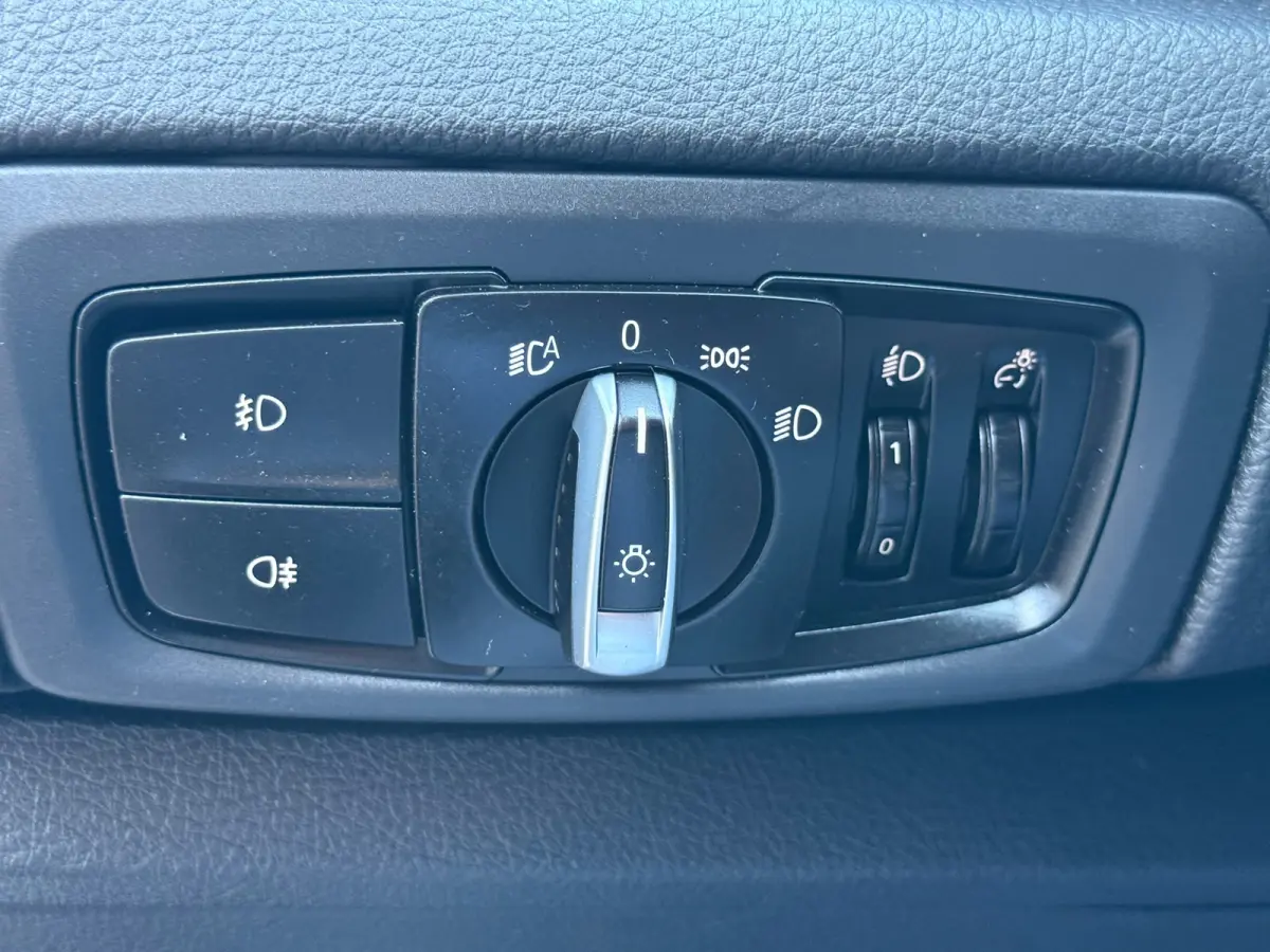 225xe iPerformance Plug In Hybride Navi Camera Cruise Leder bekleding Nieuwe Apk