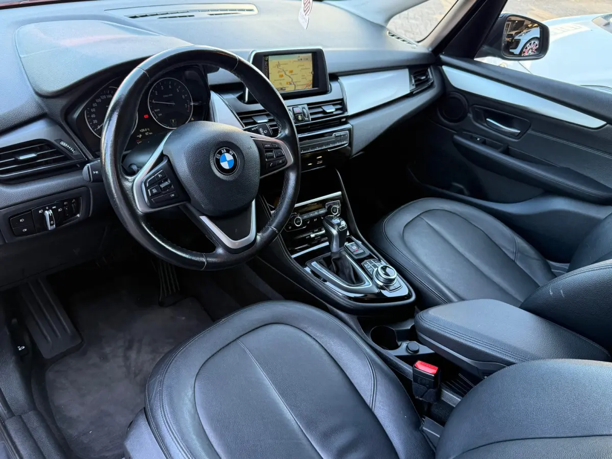 225xe iPerformance Plug In Hybride Navi Camera Cruise Leder bekleding Nieuwe Apk