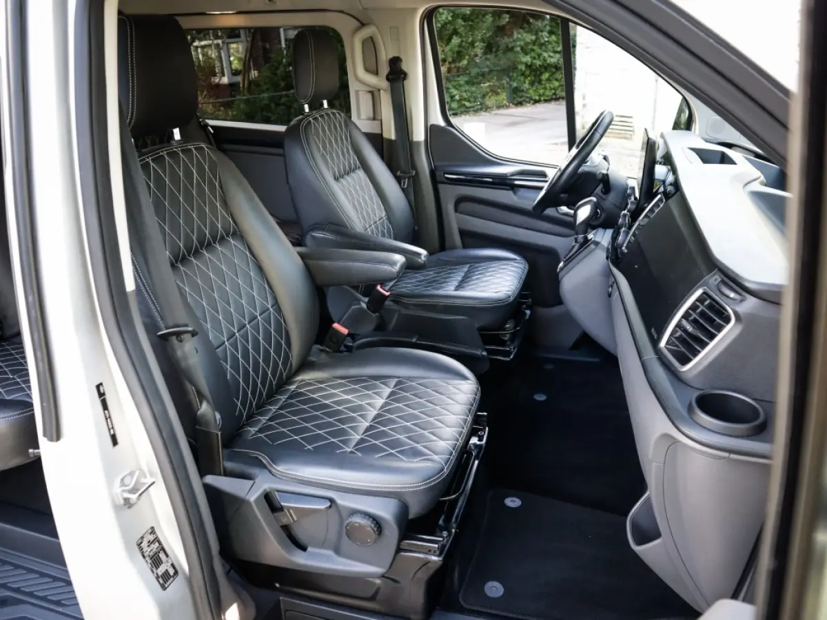 300 2.0 TDCI L2H1 Limited DC 2e-Eig. & Keurig-Onderh. BOVAG-Garantie. NL-Auto.