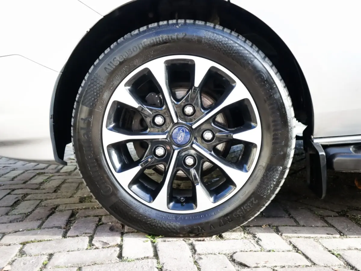 300 2.0 TDCI L2H1 Limited DC 2e-Eig. & Keurig-Onderh. BOVAG-Garantie. NL-Auto.