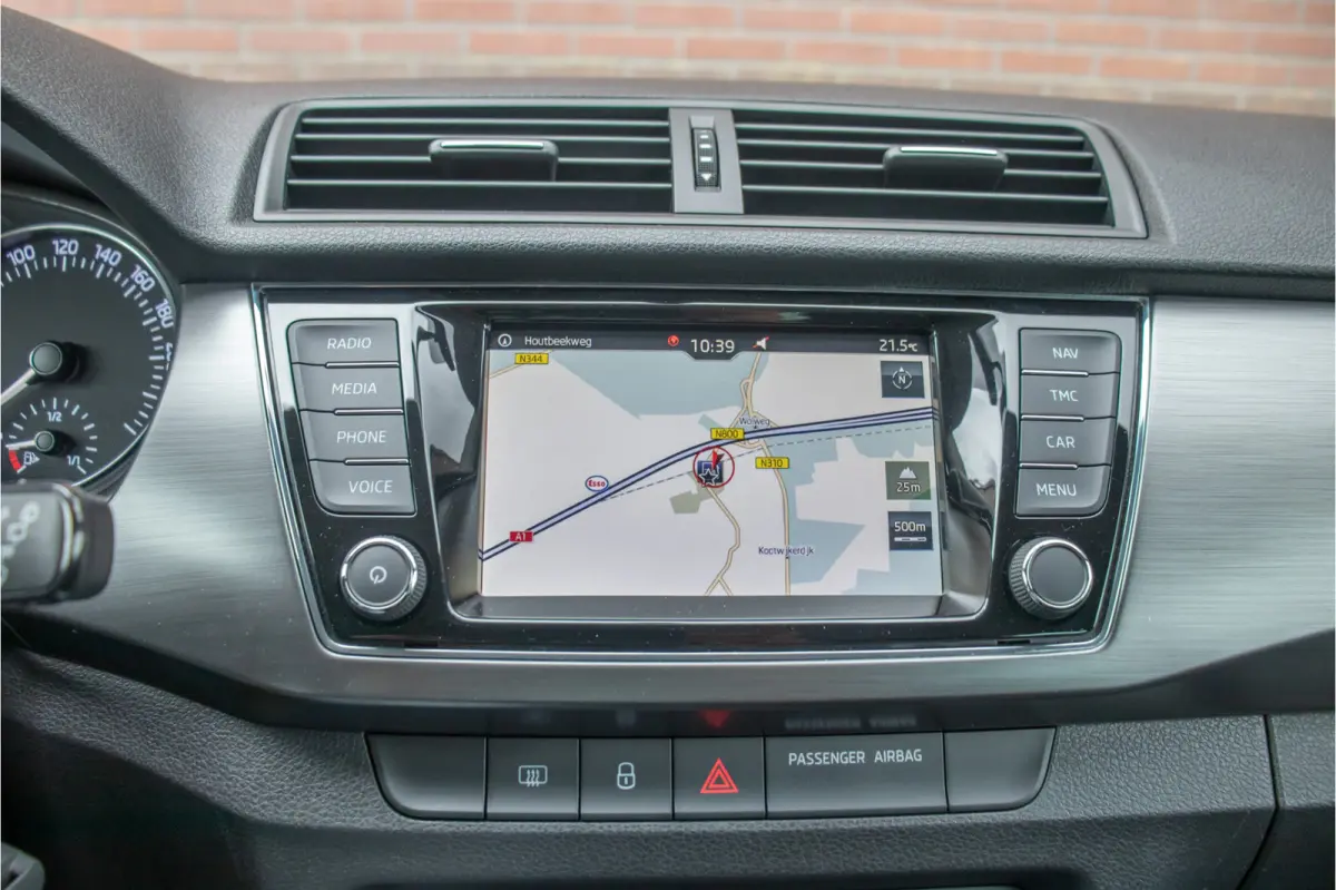 1.0 TSI Clever, Origineel NL, Navigatie, PDC, Airco, Cruise control.