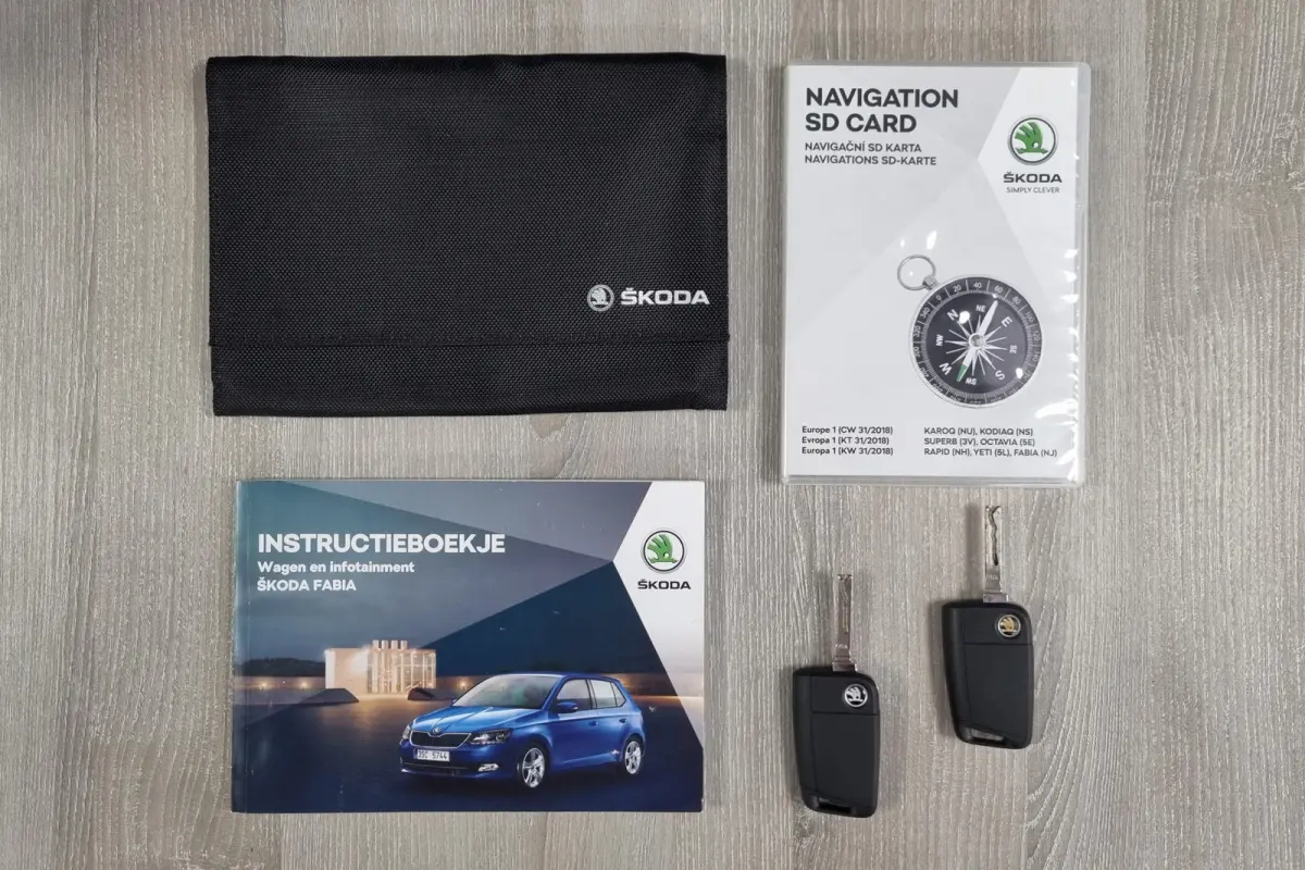 1.0 TSI Clever, Origineel NL, Navigatie, PDC, Airco, Cruise control.