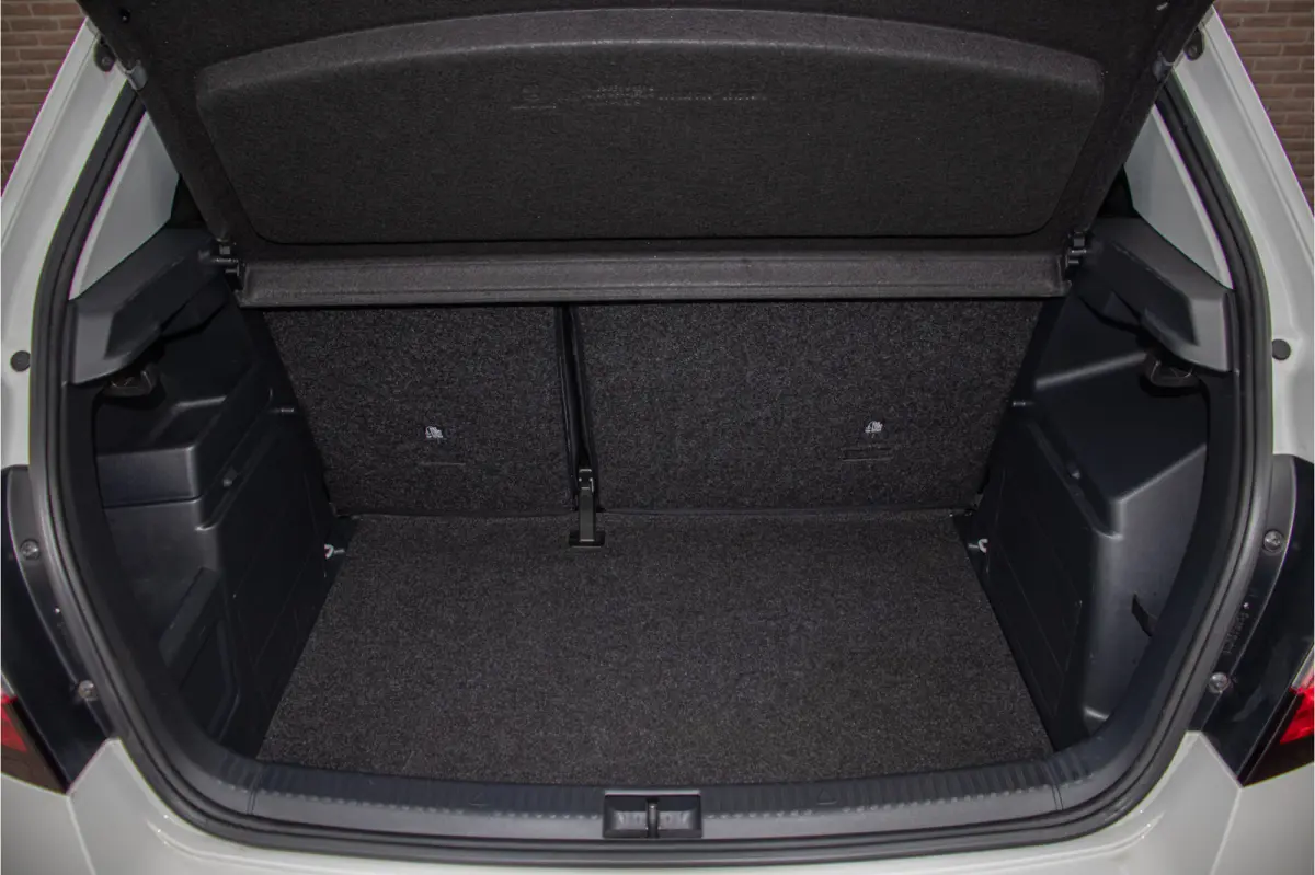 1.0 TSI Clever, Origineel NL, Navigatie, PDC, Airco, Cruise control.