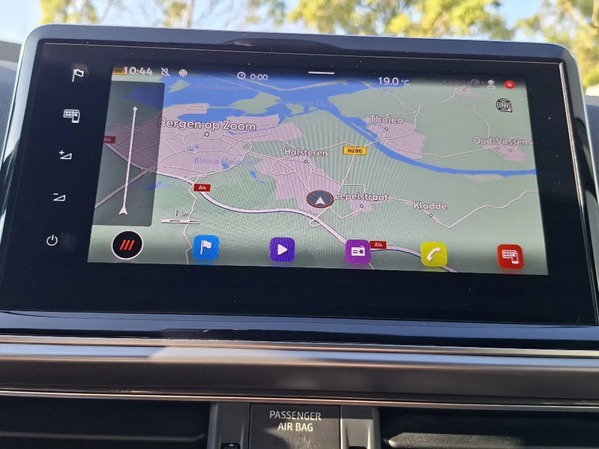* FR * 1.4 TSI e-Hybrid PHEV 245pk * Elek. Trekhaak * Navigatiesysteem * Stoelverwarming *