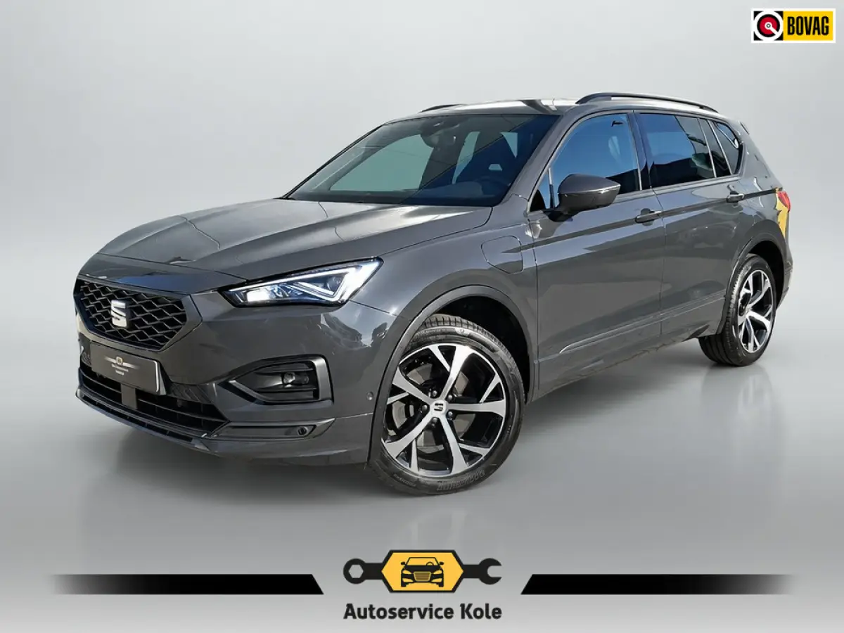* FR * 1.4 TSI e-Hybrid PHEV 245pk * Elek. Trekhaak * Navigatiesysteem * Stoelverwarming *