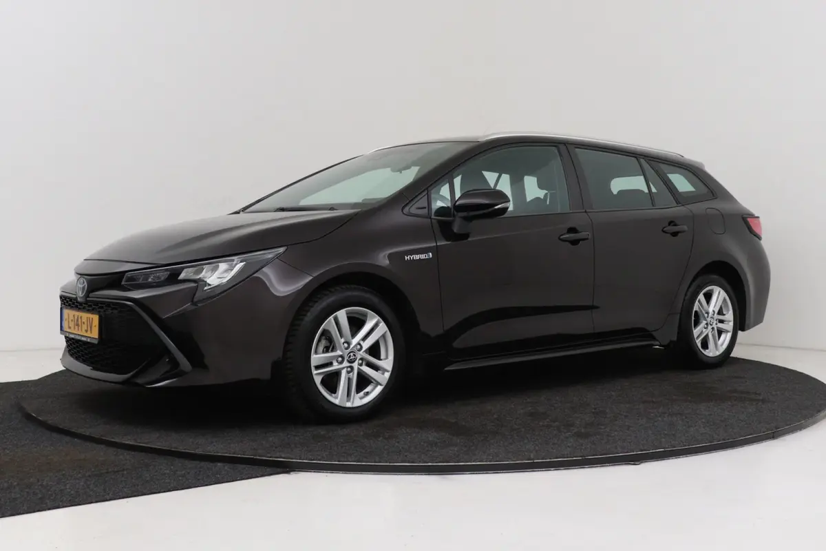1.8 Hybrid Active | Org NL | Trekhaak | CarPlay | Camera | 92.000 KM! | Dealer Ond. |