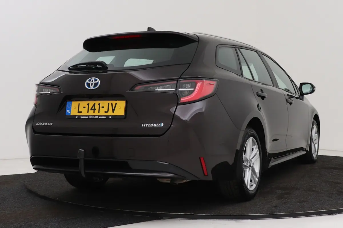 1.8 Hybrid Active | Org NL | Trekhaak | CarPlay | Camera | 92.000 KM! | Dealer Ond. |