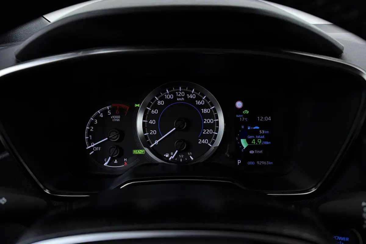 1.8 Hybrid Active | Org NL | Trekhaak | CarPlay | Camera | 92.000 KM! | Dealer Ond. |