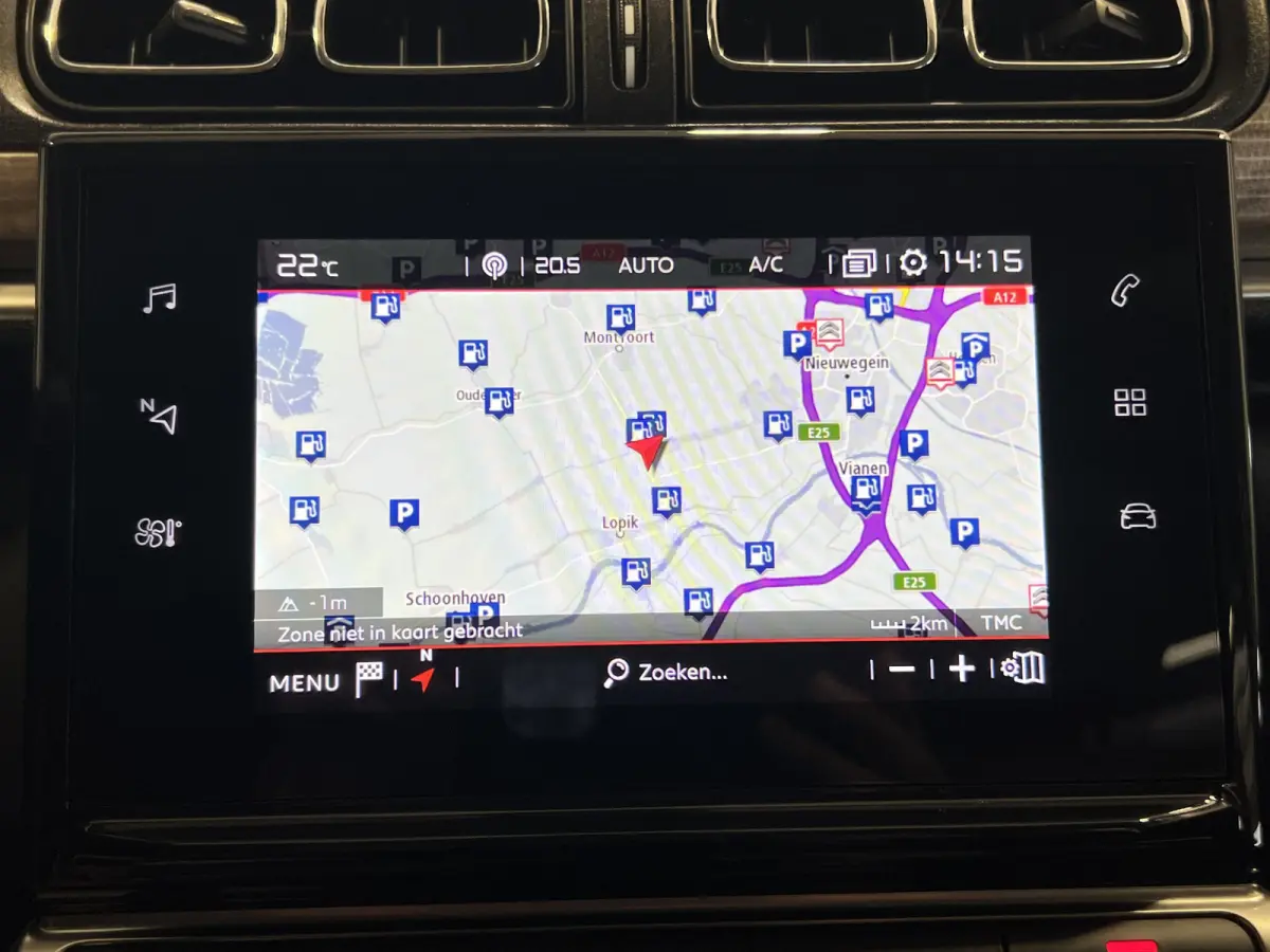 1.2 PureTech Shine | Android/Apple Carplay/Navigatie | LM Velgen 17" | Voorstoelen Verwarmd | PDC Achter + Camera | Cruise Control | Airco |