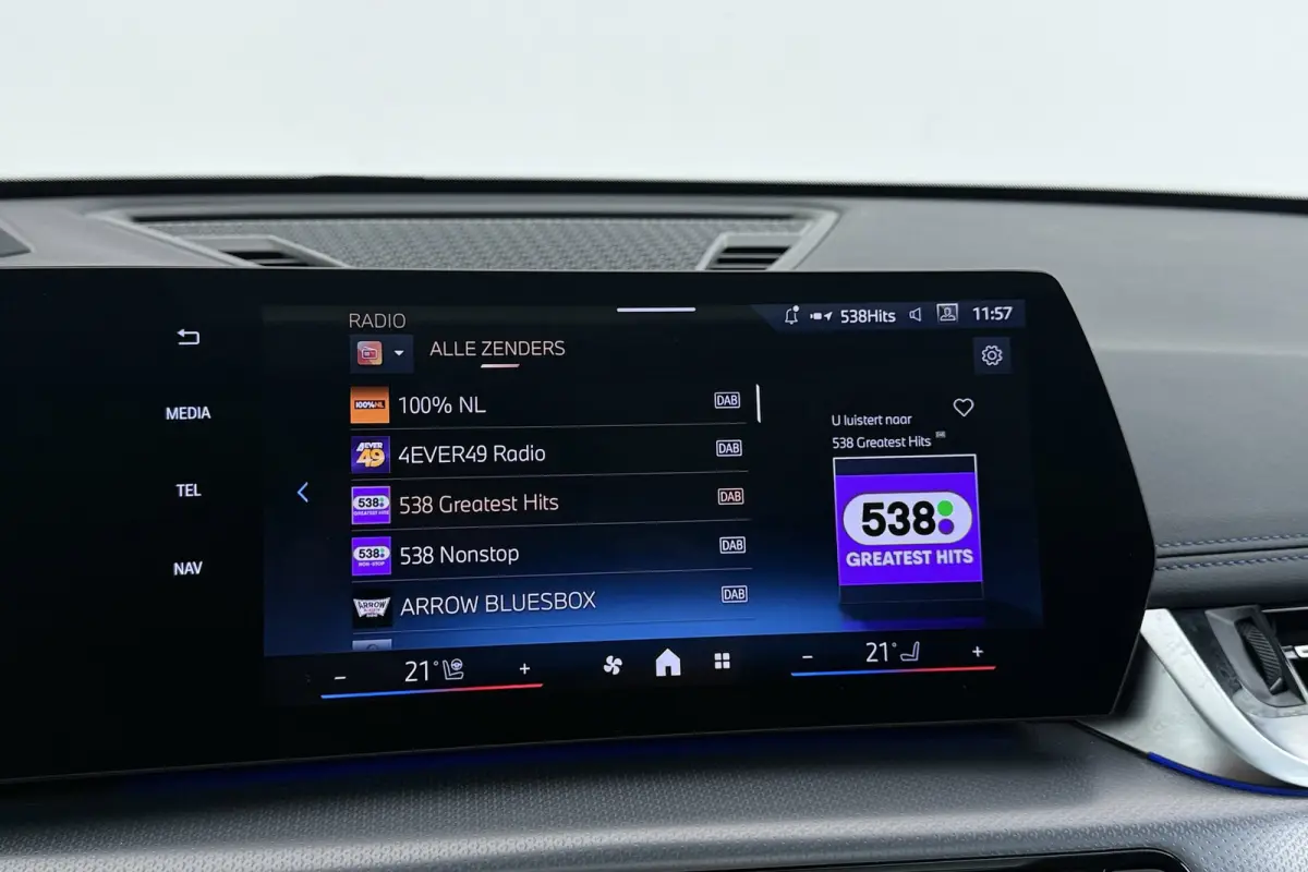 XDrive30e M-Sport | Uitklap Trekhaak | Panoramadak | Harman/Kardon | 360 Camera | CarPlay | Digital Cockpit |