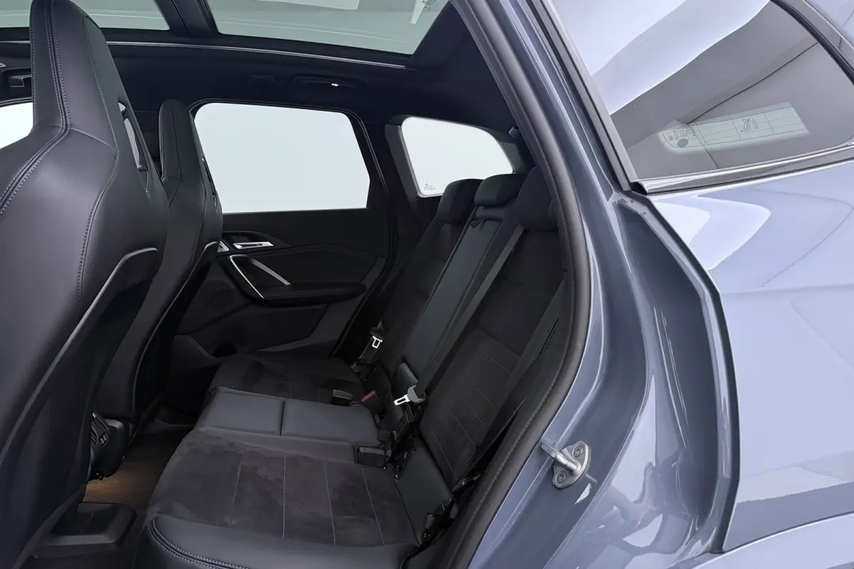 XDrive30e M-Sport | Uitklap Trekhaak | Panoramadak | Harman/Kardon | 360 Camera | CarPlay | Digital Cockpit |