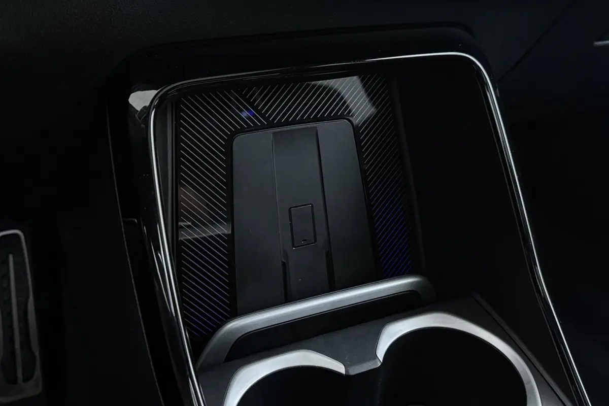 XDrive30e M-Sport | Uitklap Trekhaak | Panoramadak | Harman/Kardon | 360 Camera | CarPlay | Digital Cockpit |