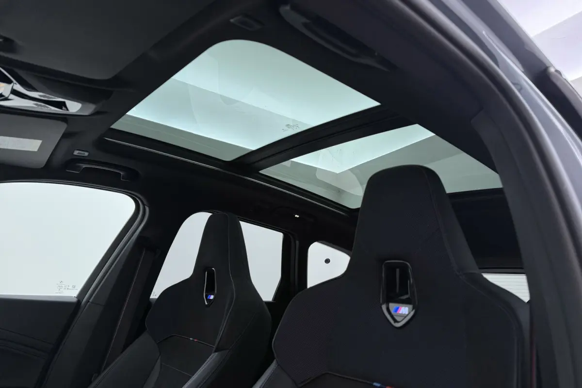 XDrive30e M-Sport | Uitklap Trekhaak | Panoramadak | Harman/Kardon | 360 Camera | CarPlay | Digital Cockpit |