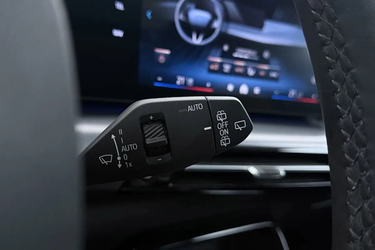 XDrive30e M-Sport | Uitklap Trekhaak | Panoramadak | Harman/Kardon | 360 Camera | CarPlay | Digital Cockpit |