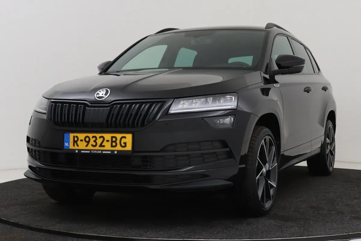 1.5 TSI Sportline Business | Uitklap Trekhaak | Camera | Stuur-/Stoelverwarming | Climate Control | CarPlay |