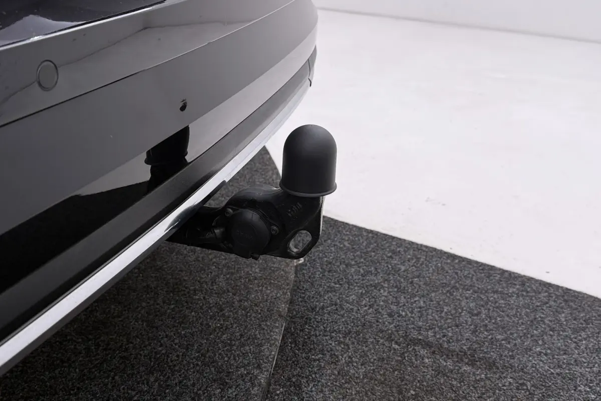 1.5 TSI Sportline Business | Uitklap Trekhaak | Camera | Stuur-/Stoelverwarming | Climate Control | CarPlay |