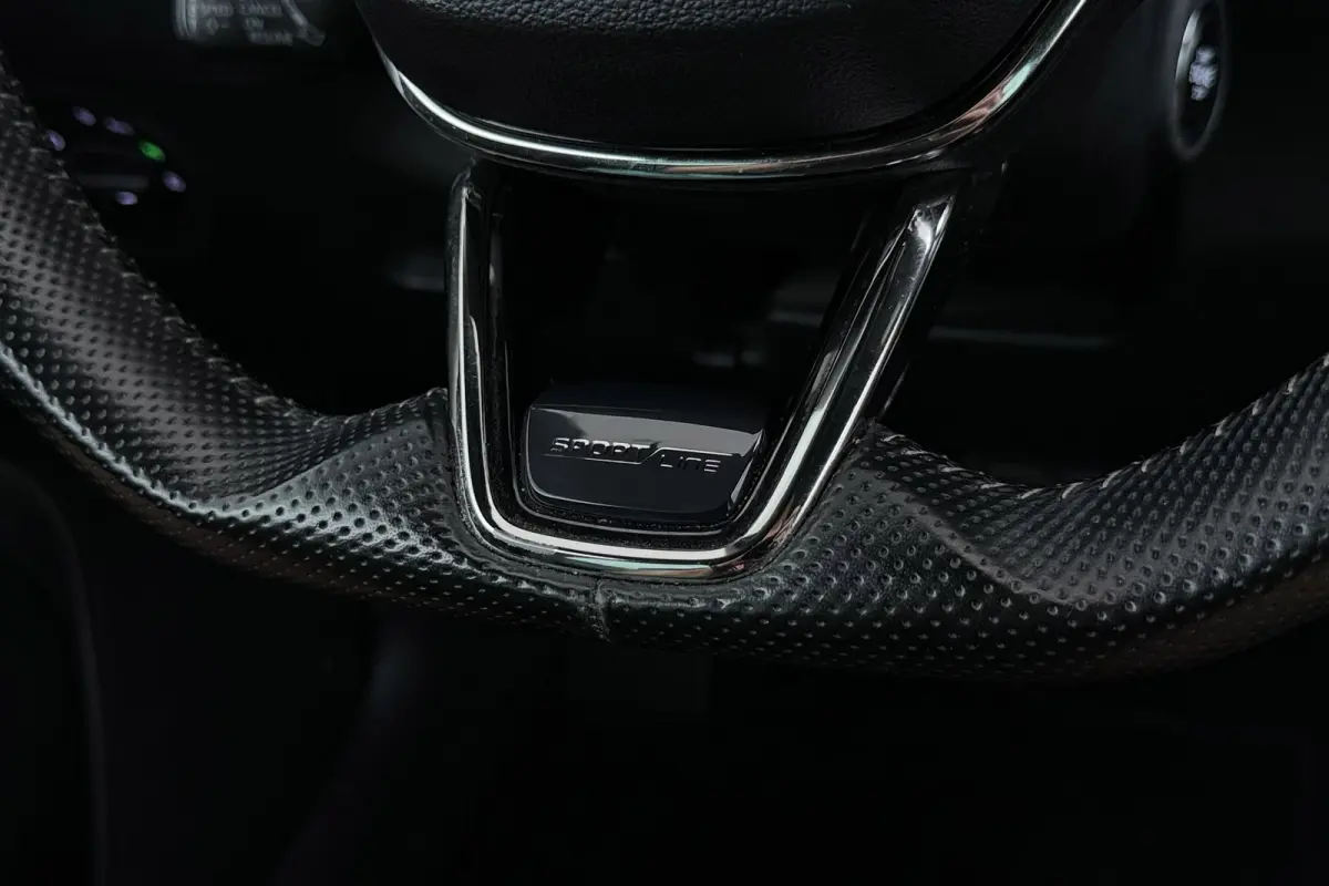 1.5 TSI Sportline Business | Uitklap Trekhaak | Camera | Stuur-/Stoelverwarming | Climate Control | CarPlay |