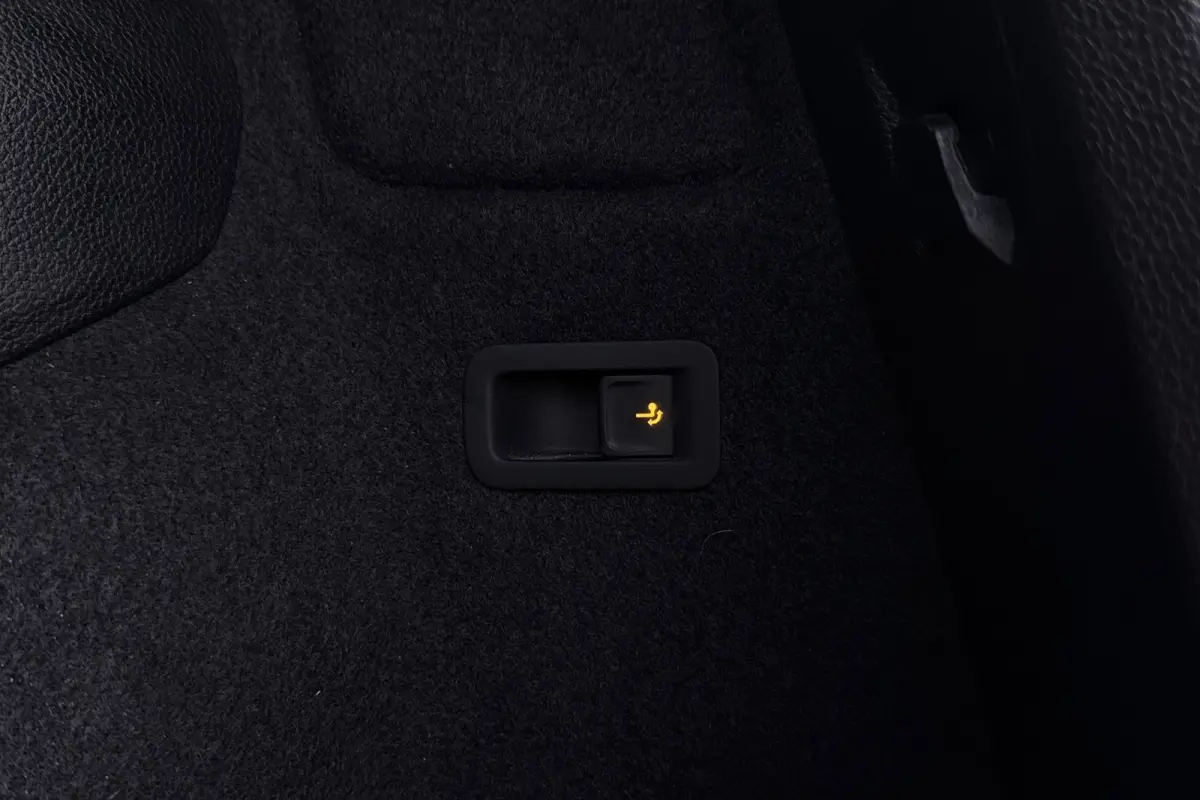 1.5 TSI Sportline Business | Uitklap Trekhaak | Camera | Stuur-/Stoelverwarming | Climate Control | CarPlay |