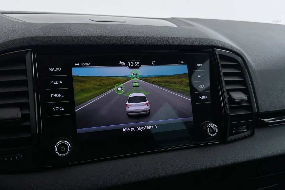 1.5 TSI Sportline Business | Uitklap Trekhaak | Camera | Stuur-/Stoelverwarming | Climate Control | CarPlay |