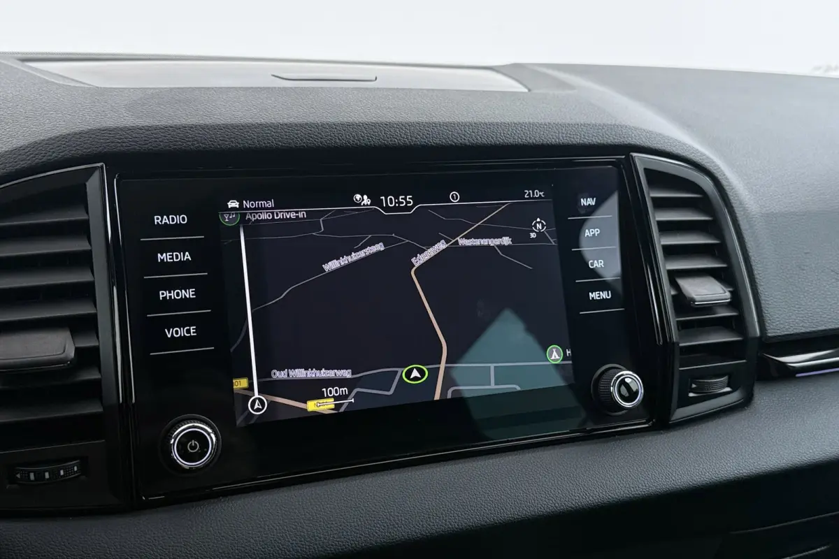 1.5 TSI Sportline Business | Uitklap Trekhaak | Camera | Stuur-/Stoelverwarming | Climate Control | CarPlay |