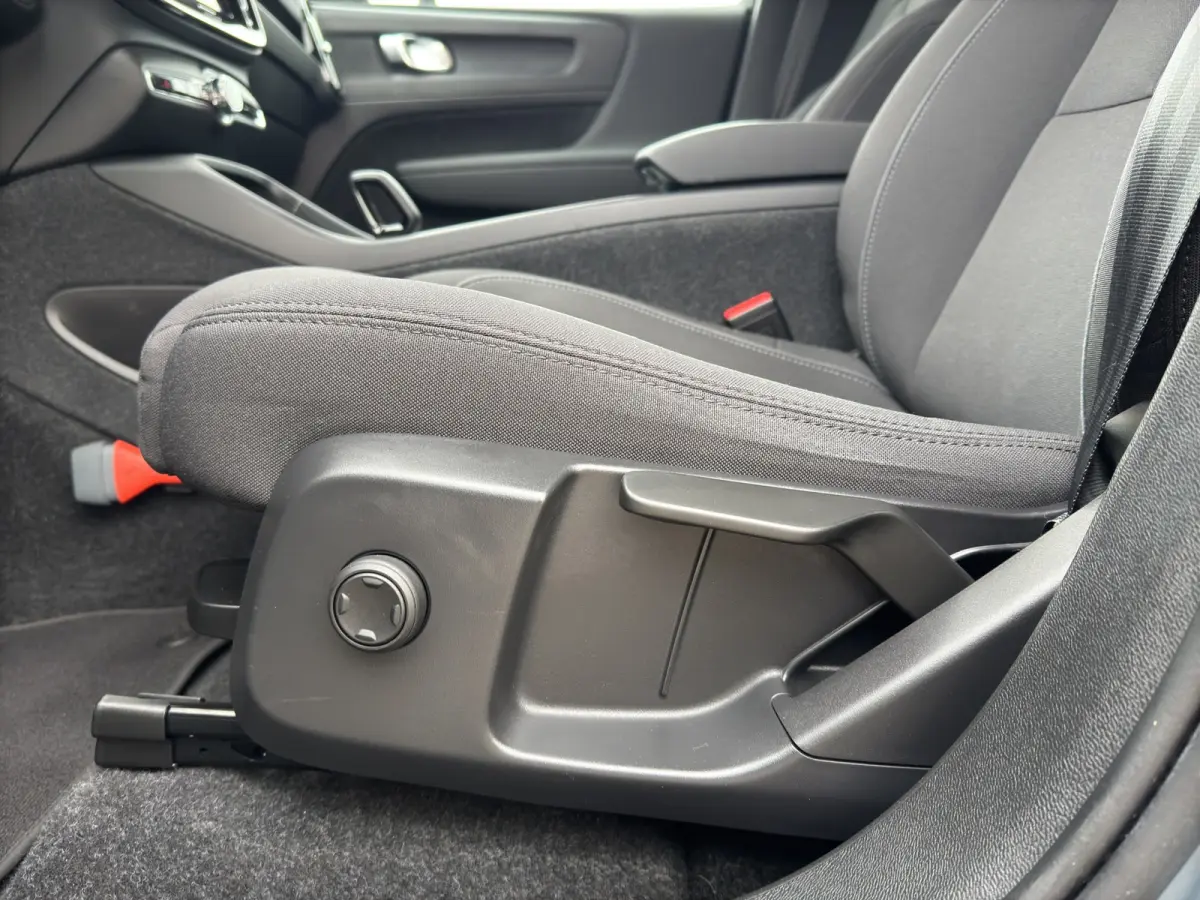 Single Motor Core 69 kWh | Camera | Panoramadak | Warmtepomp | Apple Carplay\Android Auto |