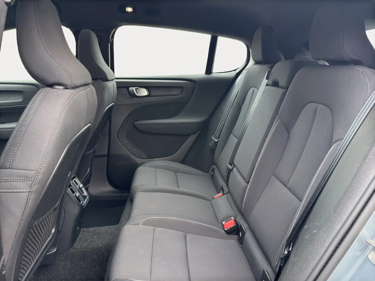 Single Motor Core 69 kWh | Camera | Panoramadak | Warmtepomp | Apple Carplay\Android Auto |