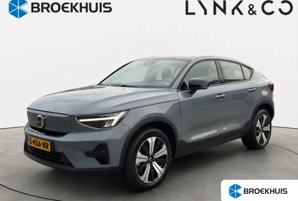 Single Motor Core 69 kWh | Camera | Panoramadak | Warmtepomp | Apple Carplay\Android Auto |