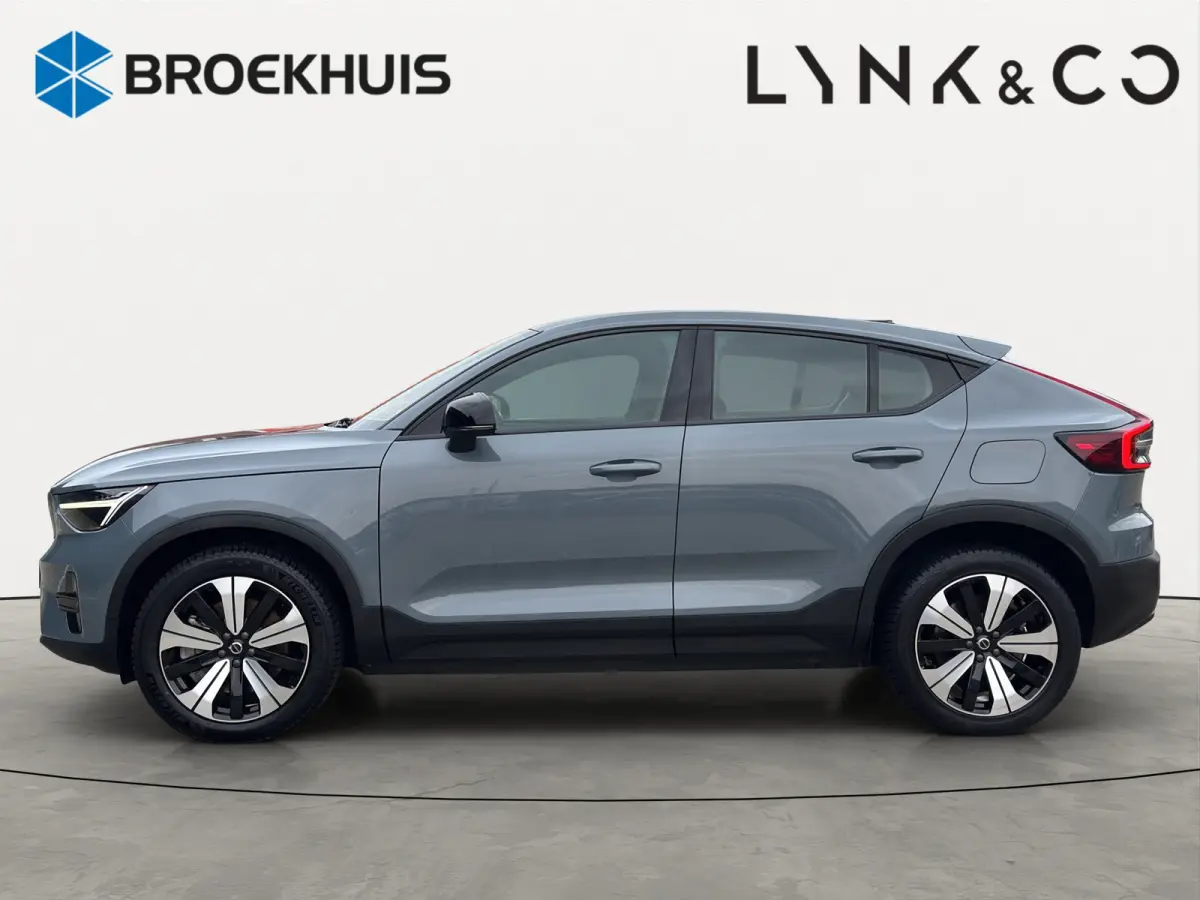 Single Motor Core 69 kWh | Camera | Panoramadak | Warmtepomp | Apple Carplay\Android Auto |