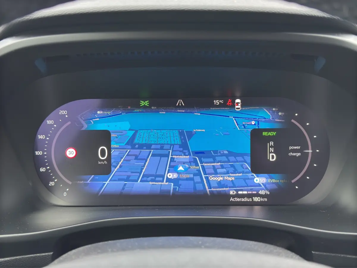Single Motor Core 69 kWh | Camera | Panoramadak | Warmtepomp | Apple Carplay\Android Auto |